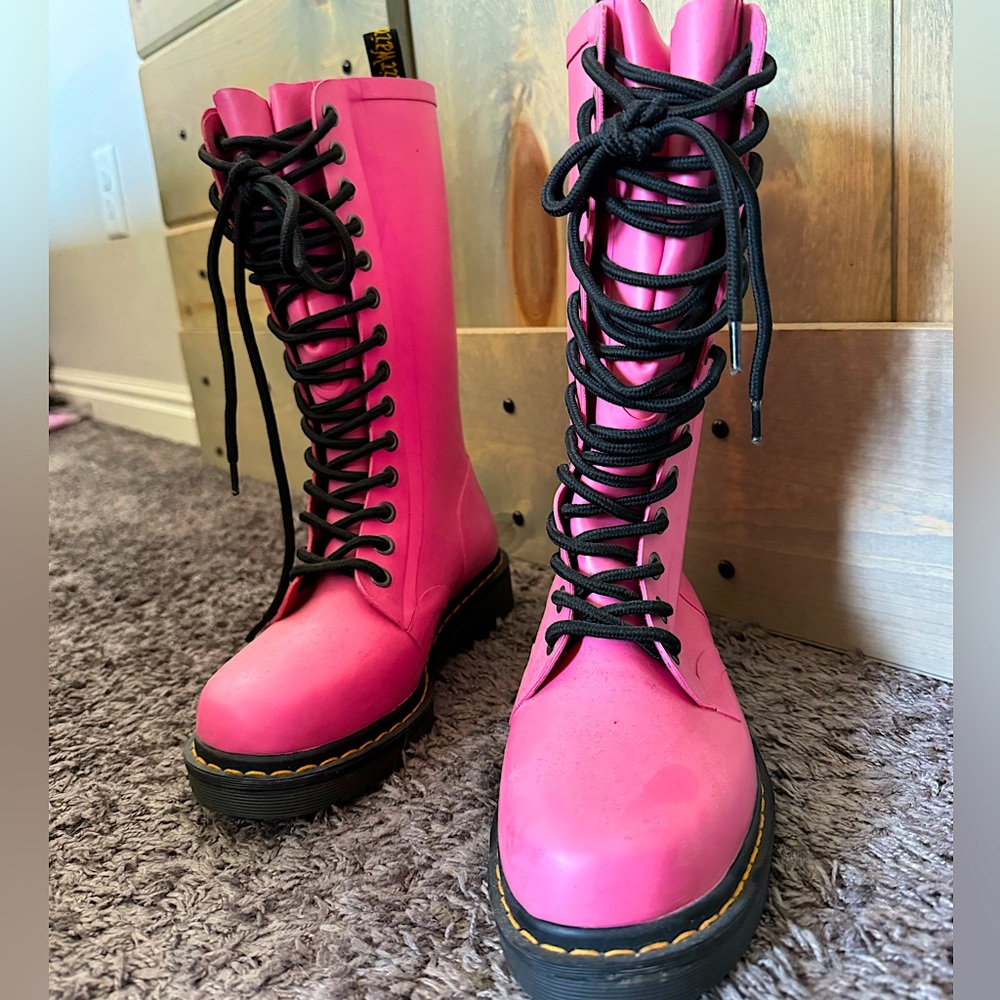 Dr Martens Pink Shower Lace Up/Rain Boots | NWOT W 7